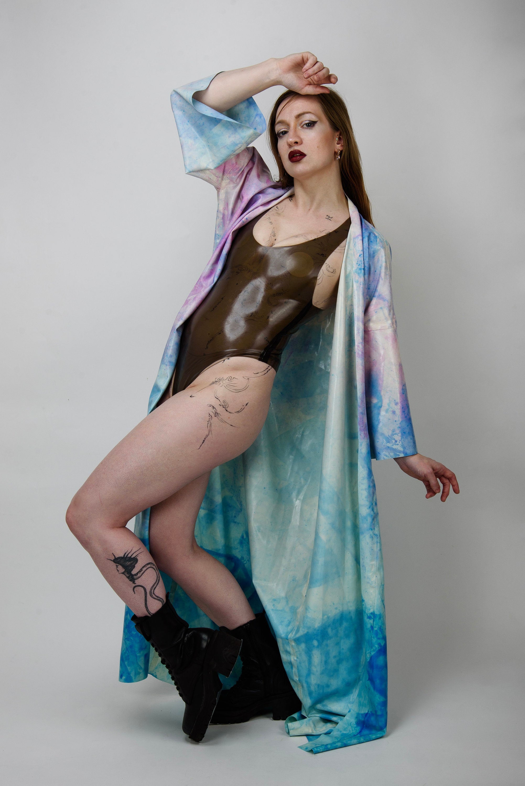 PLEURIGLOSS Hand-Dyed Latex Kimono