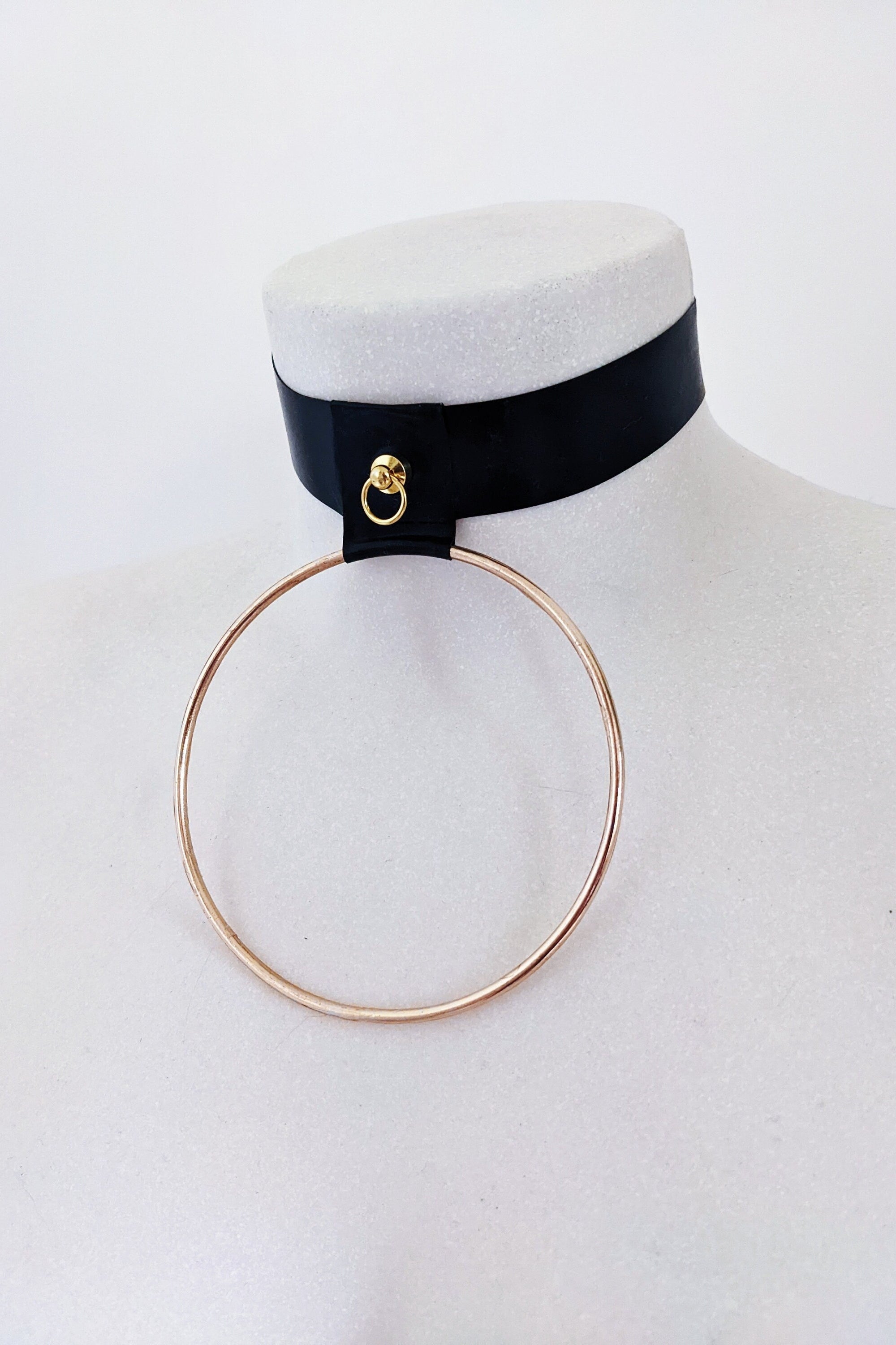 SYZYGY Latex O-Ring Choker